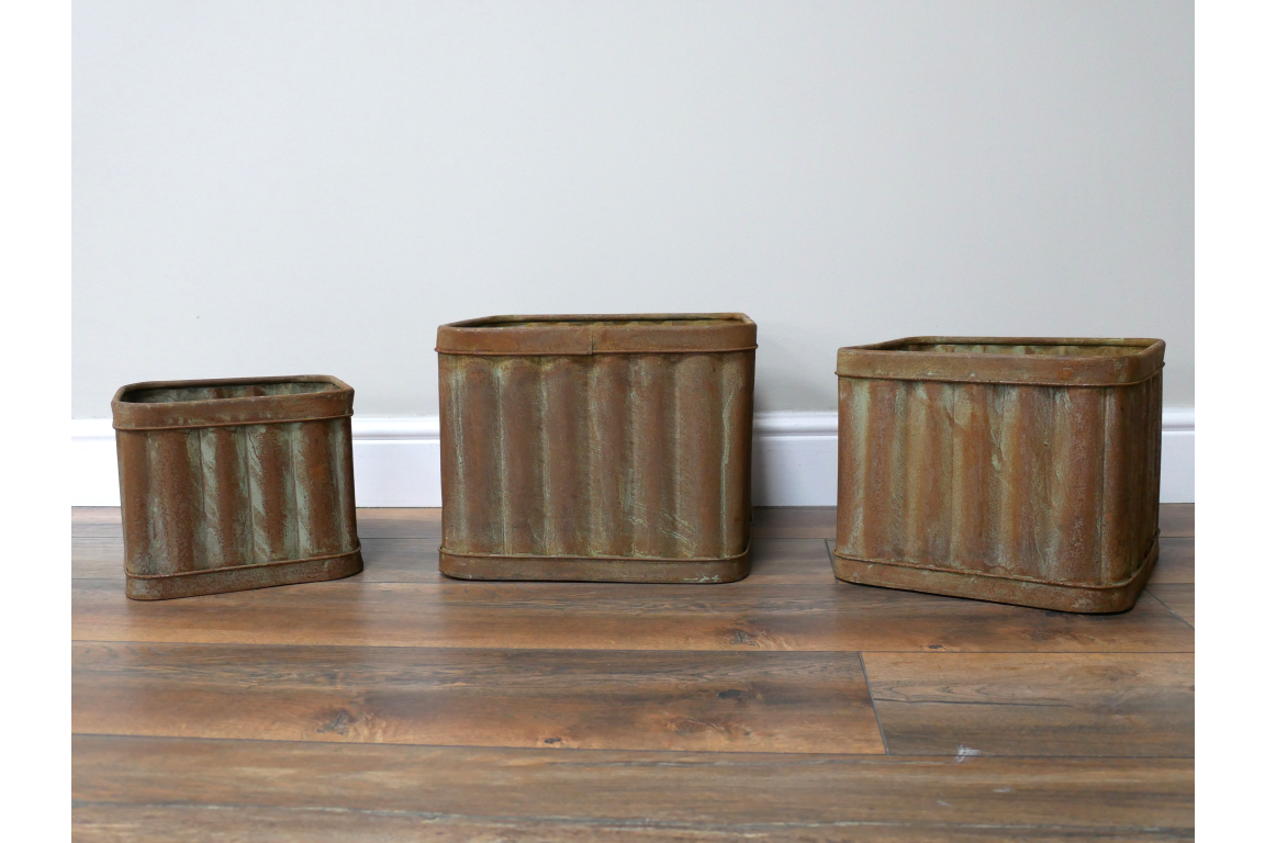 Set Of 3 Rustic Planters