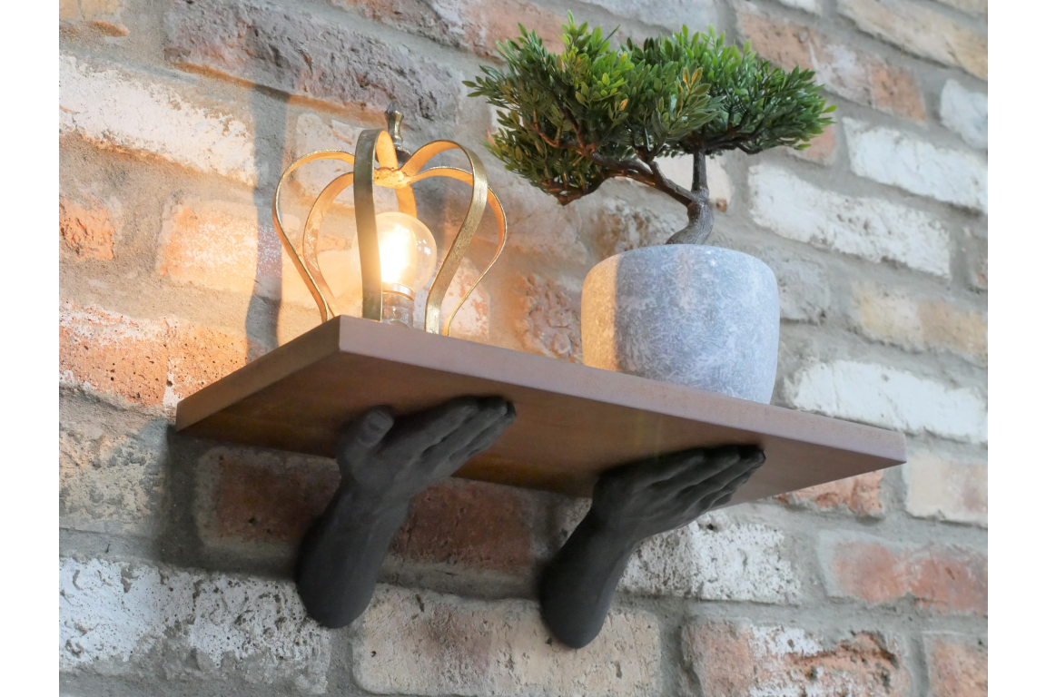 Hands Shelf