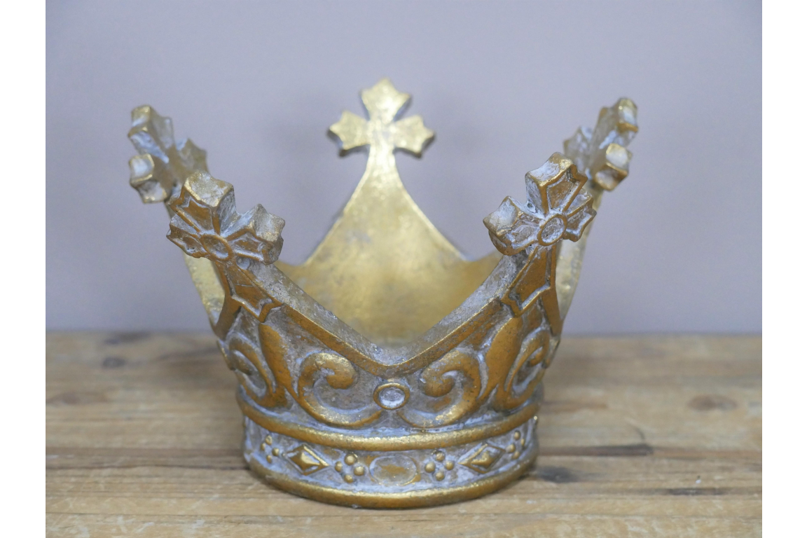 Crown Candle Holder
