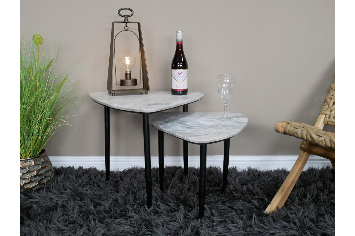 Set Of 2 Side Tables