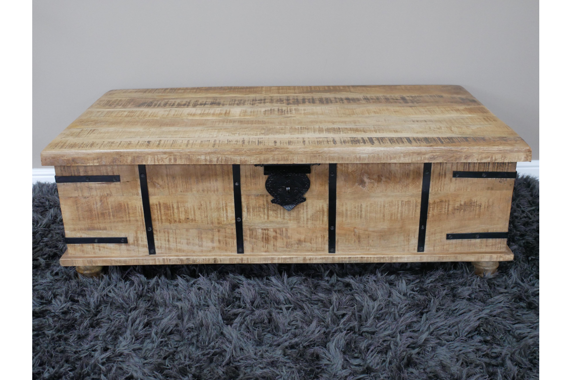 Large Trunk / Coffee Table